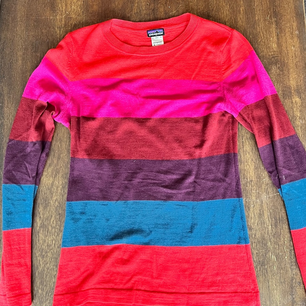 Patagonia Women’s Merino Crew Sweater LIKE NEW